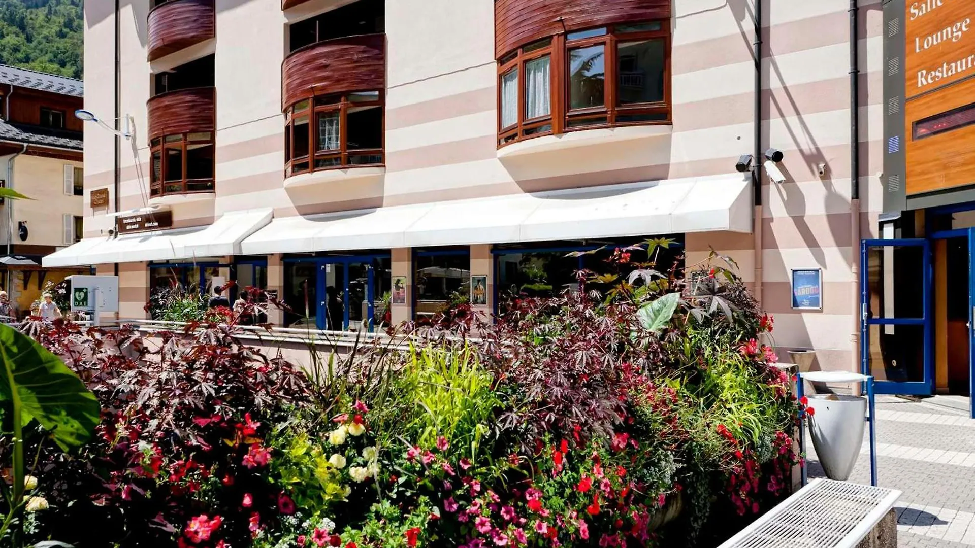 Studio Avec Balcon, Parking Et Wi-Fi Au Coeur De Brides-Les-Bains - Fr-1-512-266 Apartment
